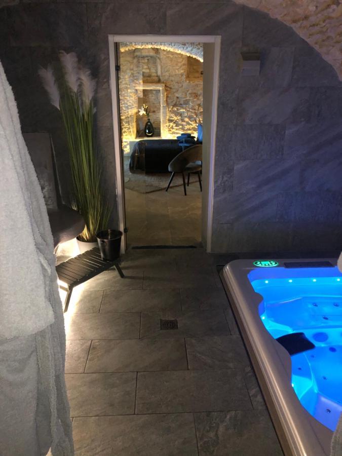 Jaccuzi & Spa Des Caves Stanislas Nancy Exteriér fotografie